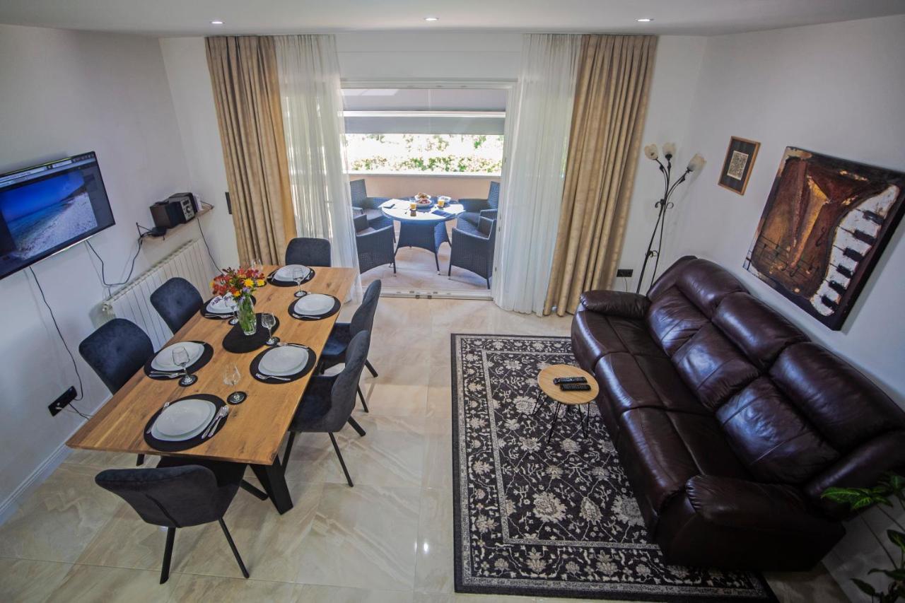 Iadertina Apartment Zadar Bagian luar foto