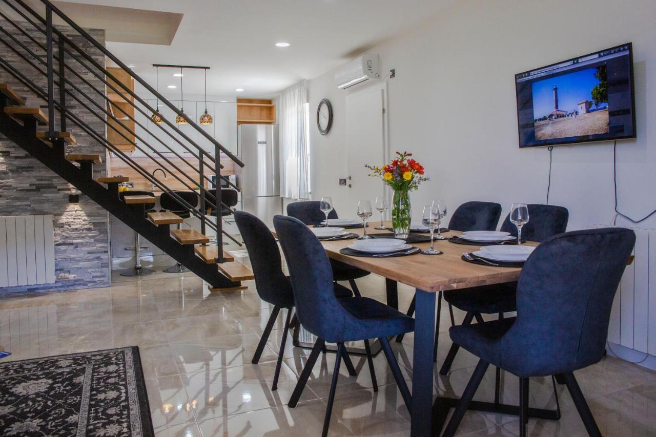 Iadertina Apartment Zadar Bagian luar foto