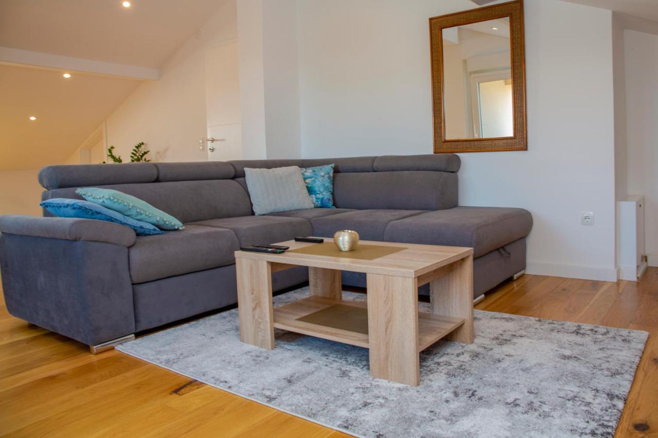 Iadertina Apartment Zadar Bagian luar foto